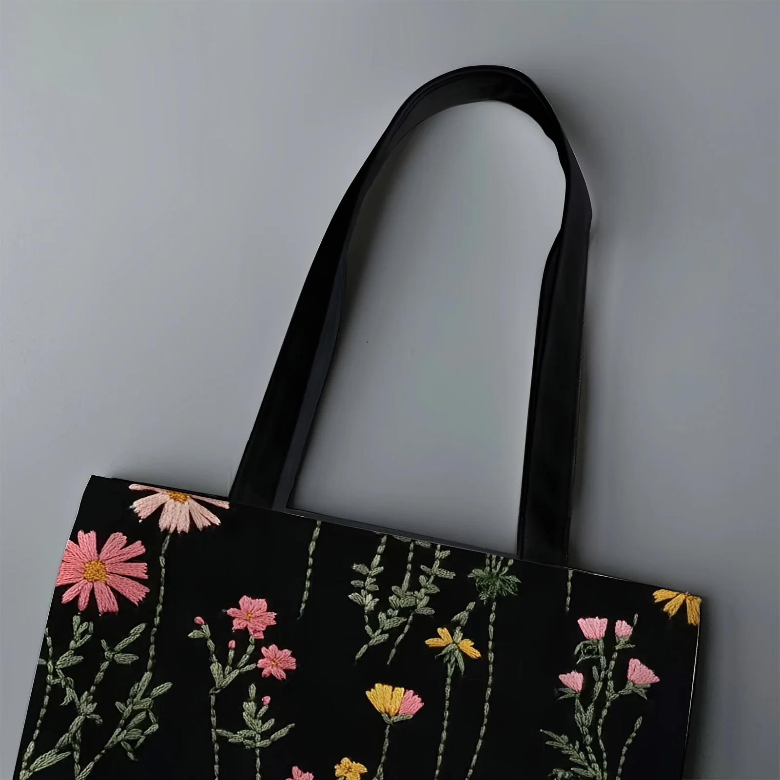 Υφασμάτινη Τσάντα Ώμου με Floral Κέντημα - Image 5